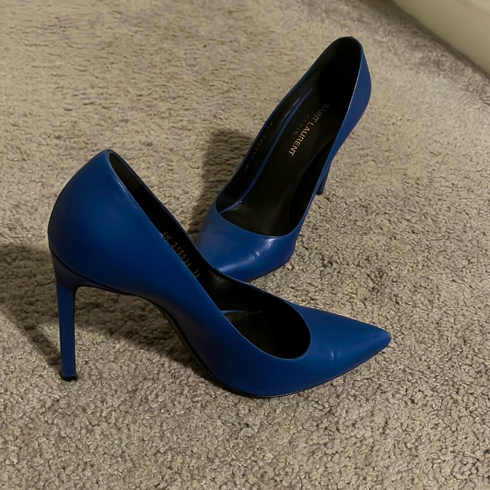 Saint Laurent heels in royal blue, very good condition